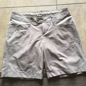 Walking Shorts - Khaki